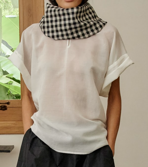 Shun tops in Cotton