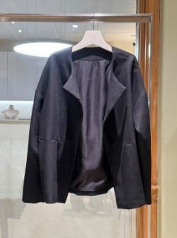 Mona Jacket in Viscose and Linen